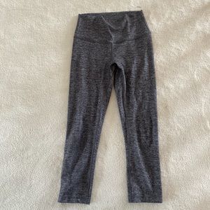 grey lululemon cropped leggings
